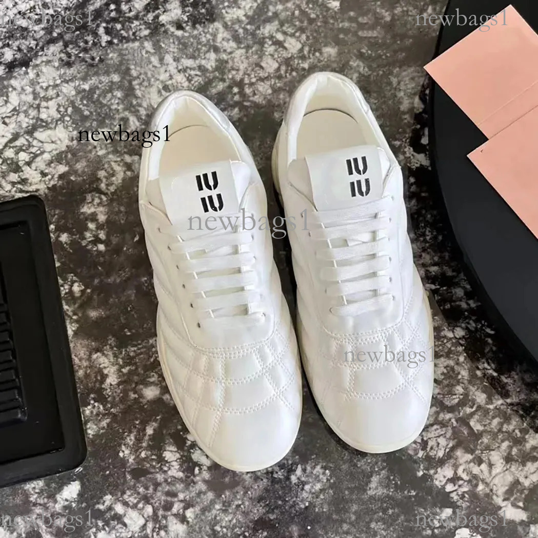 2025 Paris Designer Women's MM Hot New High Quality White Sports Shoes Women's Outdoor Travel Shoes Autumn And Winter Leisure Sports Shoes