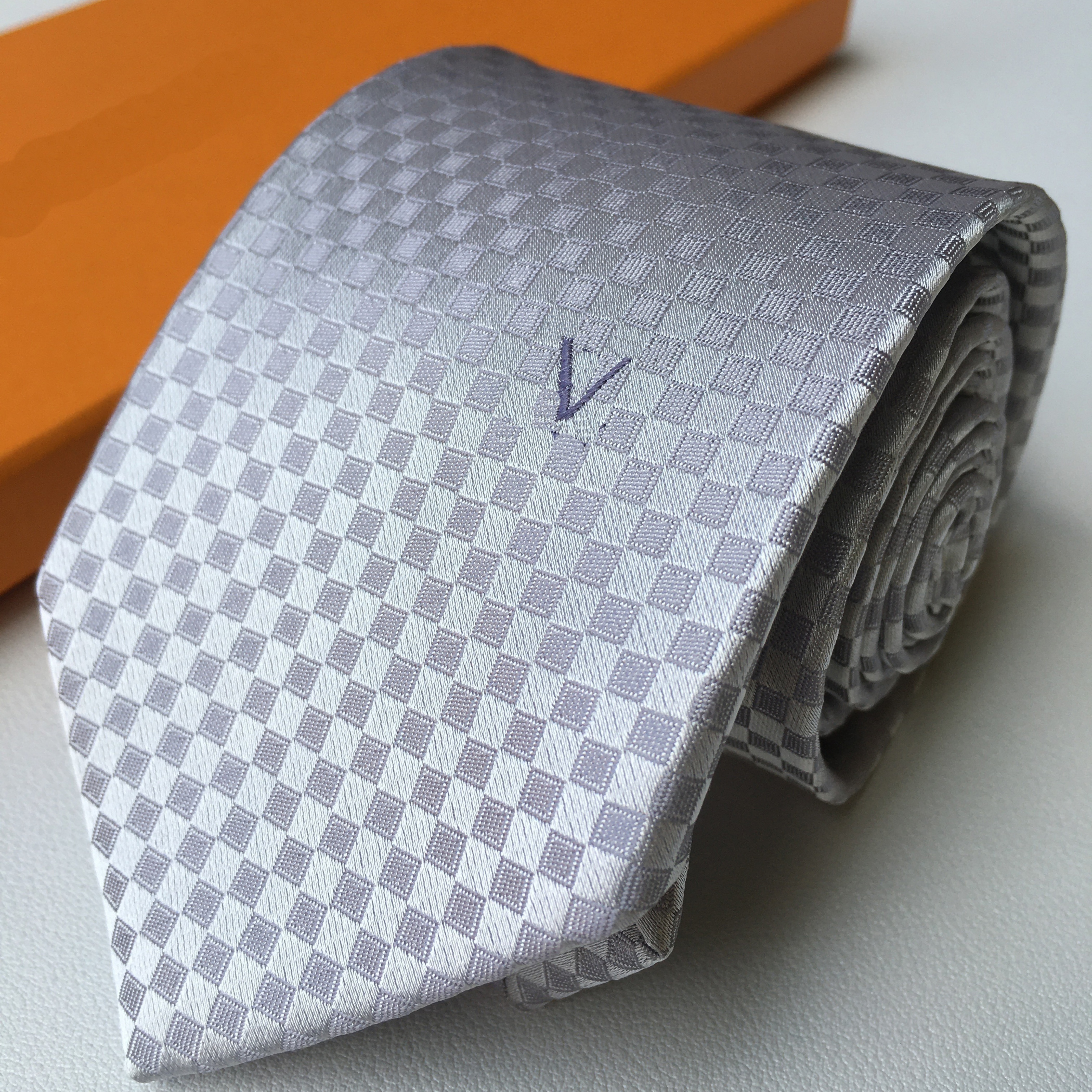 2025 Luxury High Quality Designer Men's Letter Tie Silk Tie Black Blue Aldur Jacquard Party Wedding Business Weaving Fashion Tie Box Neck Ties