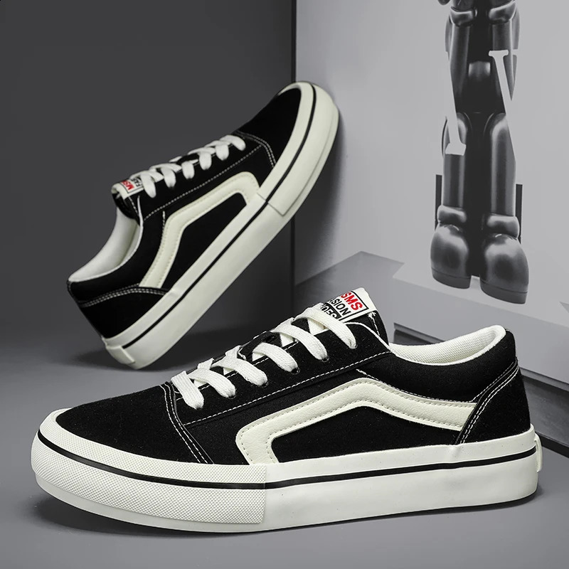 Universal Professional Skateboard gum rubber waffle outsole high grip shoes Sneakers Classic Black Men Fashion Laceup Mens Vulcanized Shoes Breathab