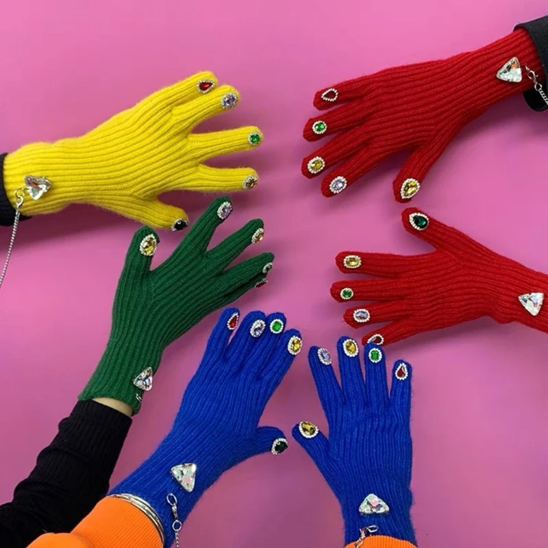 Five Fingers Gloves Fashion Knitted Thick Gloves for Women for Rhinestone Nail Decor Gloves with Antilost Chain Warm Winter Full Finger Gloves 25102