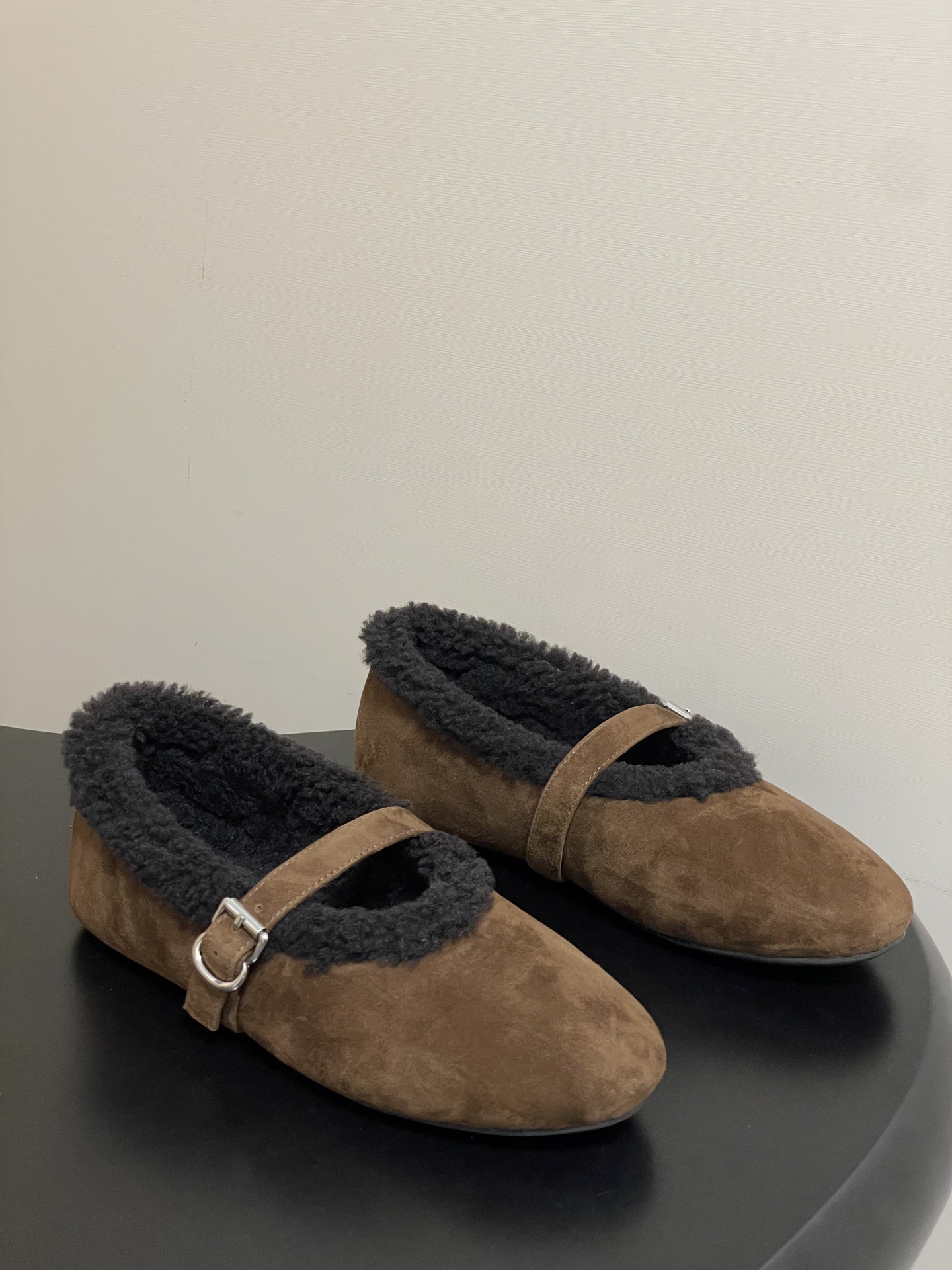 Womens Curly Lambswool Flat Shoes Autumn Winter Outside Wear Lamb Loafers Black Beige Cashmere Lazy Hair Plus Size 35-42