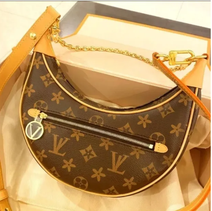 Designer Crossbody Bag Loop Croissant Hobo Chain Luxury Shoulder Bags Cosmetic Half moon Pouch Purses Brown Handbags Borsa PRPU 81098 sling bag mare