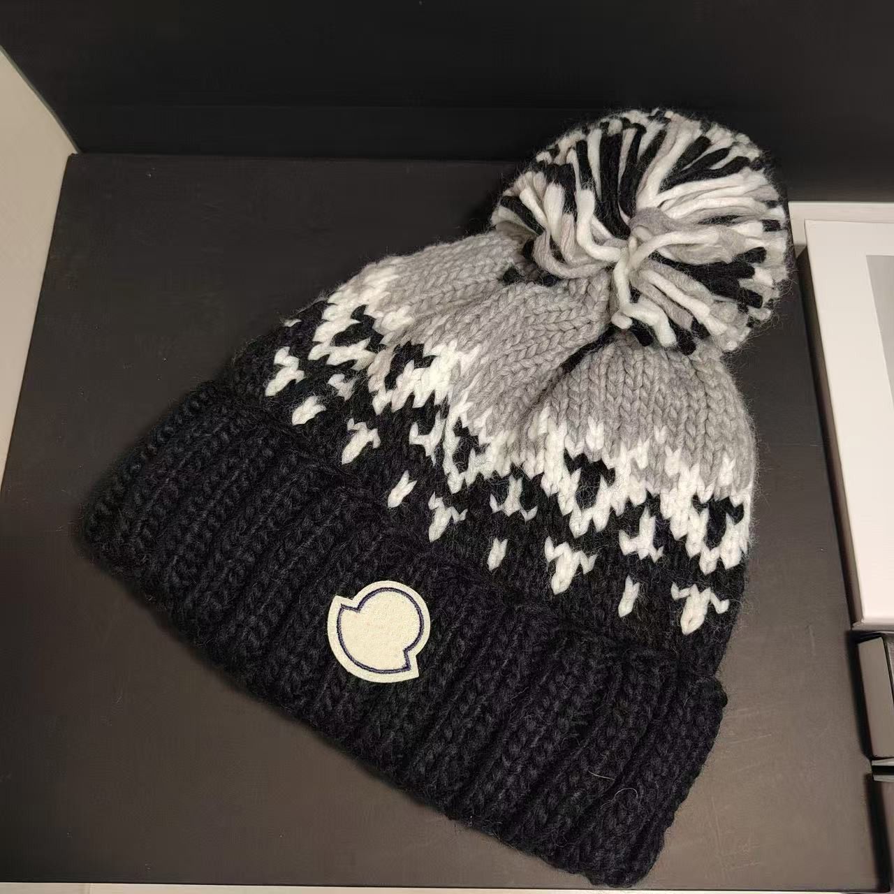2026 Fashion Designer hats Men's and women's beanie fall/winter thermal knit hat ski brand bonnet High Quality plaid Skull Hat Luxury warm