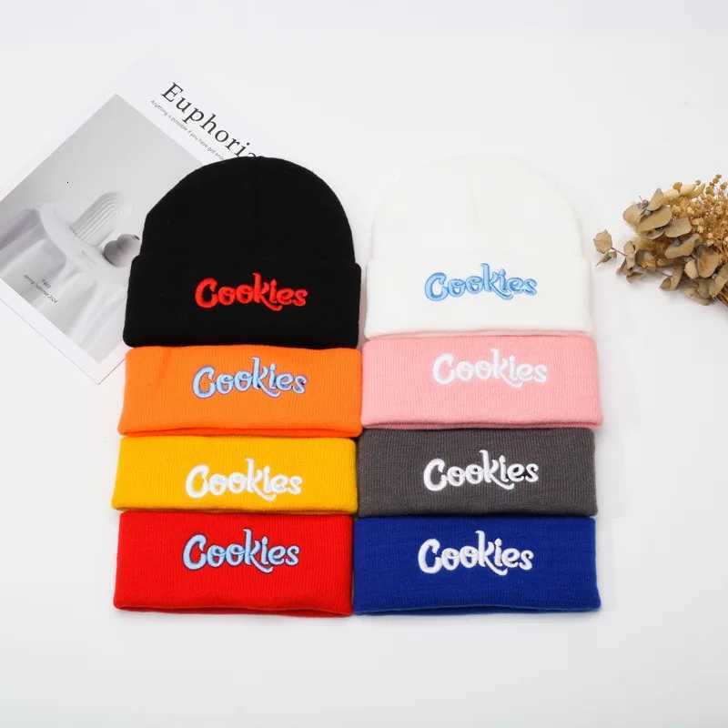 New style letter Cookies embroidered knit cap wool warm beanie for men and wen autumn winter hat X251028