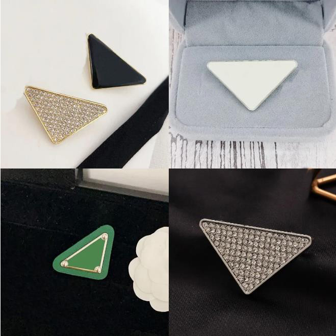 20style Designers Geometric Diamond Brooches Luxury Womens Exquisite Design 18k Gold Brooch Fashion Stainless Steel Solid Color Pins Love Gifts Jewe