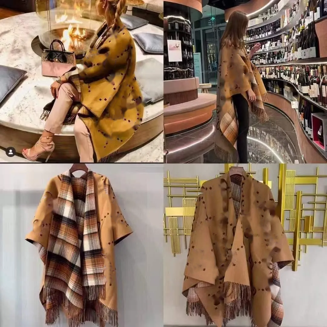 25 ss top Designer cashmere cape shawl Autumn Winter New Cashmere Scarf for Women M Brand FF Letter War Horse Knight Plaid Double-Sided Split Cape S