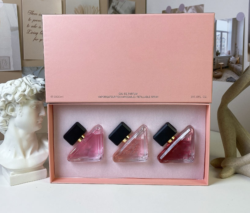 Designer Women Perfume Set Parfum 30ml 3piece Ensembles Virtual Flower Eau De Parfum 3pcs Coffret Cadeau Longue Durée EDP Marque Lady Girl Cologn