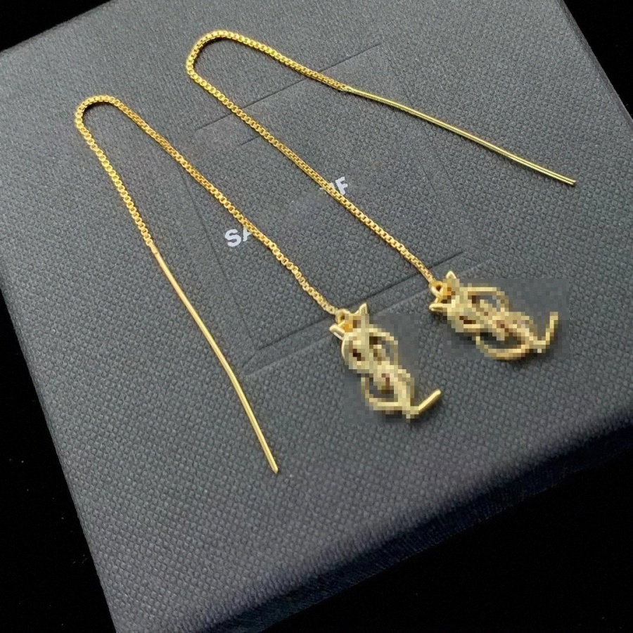 Boucles d'oreilles à pompon en or 18 carats Long Stud Lady Boucles d'oreilles de créateur Mode Titane Acier Bijoux élégants pour femmes Mariage P