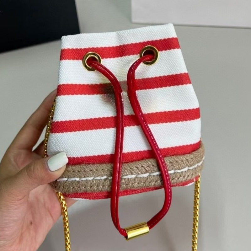 2026 Fashion Drawstring Bag Designer Cute Makeup Bag New Light Luxury Handheld Bucket Bags Phone Bags