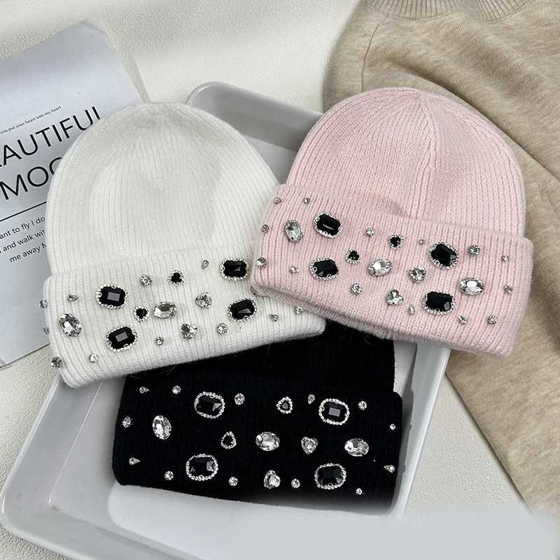 Winter Rabbit Fur Women Luxury Shiny Rhinestones Knitted Hats Casual Lady Warm Skullies Beanies Versatile Outdoor Cold CapXJ251030 AAA