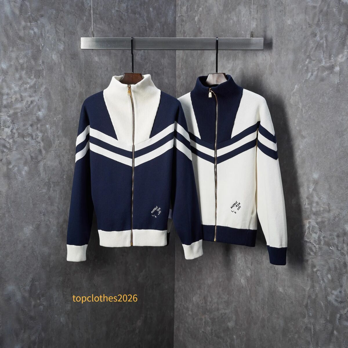 Couple style sweaters Designer sweater Correct High Version 25SS Autumn New Style Fashion Zipper Knitted Sweater Unisex Cardigan Top Long Sleeve