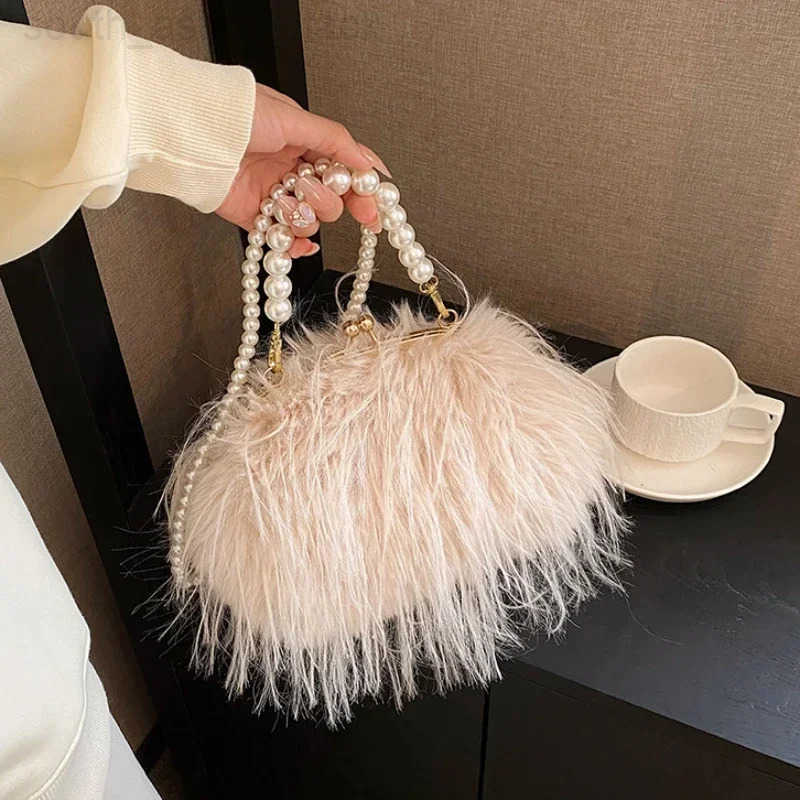 Shoulder Bag Tassel highend fiery chicken feather niche crossbody bag pearl chain versatile autumn and winter plush bag Z251030