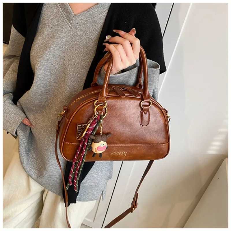 Crossbody Bags for Women 2025 New in Leather Fashion Female Shoulder Tote Bag Vintage Brand Designer Ladies Luxury Small Handbag Z251029