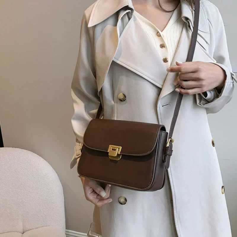 Nouveau sac à bandoulière pour femme sac à main Messenger sac Style Preppy femme Vintage enveloppe sacs sacs à main et sacs à main de haute quali