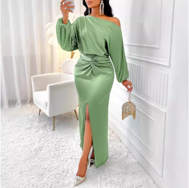 Robe Sexy de couleur unie, couverture de hanche, nouvelle collection automne européenne et américaine (1203)