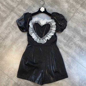 FABPOP Design Short Puff Sleeve Heart Mesh Turn Down Collier Noir Taille haute Combishorts Femmes Romper GB762 210709