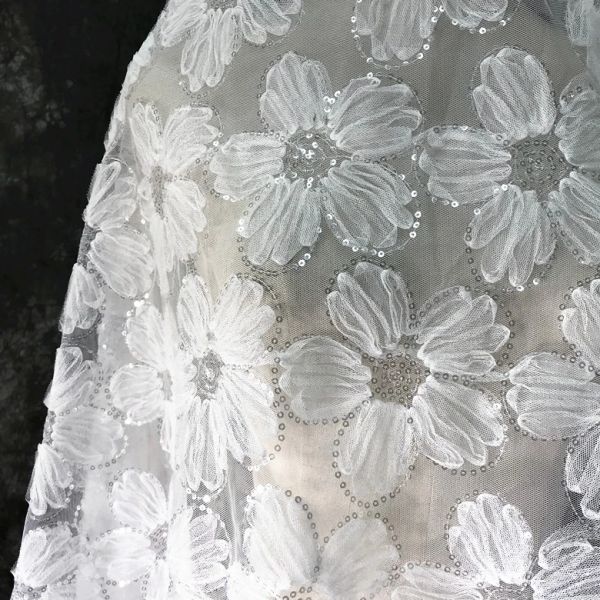 Tela con textura 3D, tela con bordado de lentejuelas y flores grandes, vestido de boda, prenda, tela de diseñador con perspectiva ligera brillante