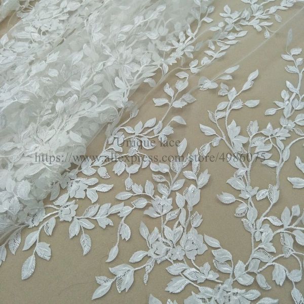 Tissu et couture à la mode en dentelle de mariée, robe découpée au laser ivoire, largeur 130cm, vente au mètre 231201