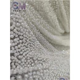 Tissu et couture super haut de qualité blanc couleur flee perles paillettes de luxe à la main