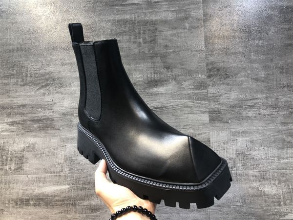 2024 nouvelles chaussures et bottes en cuir haut de gamme pour hommes de luxe. Chaussures pour hommes de grande taille, tissu importé en peau de vache perlée à bord ouvert, coussinets en peau de vache, doublure en peau de vache, cadeau de noël