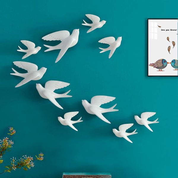 Tissu résine 3d Swallow Birds Figurine Stickers muraux Accessoires de décoration de maison pour le salon Décoration de la maison Autocollants décoration murale