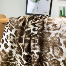 Tissu blanc Waxberry 138cm 55 g/m café léopard soie coton tissus vêtements vêtement matériel de couture livraison gratuite