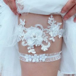 Fantastische 3D -bloemen Lace bruids kousenbanden sexy steentjes parels Parels dames kousenband bruiloft been riem bruid romantische dij kousenband ring vrouwelijke accessoires