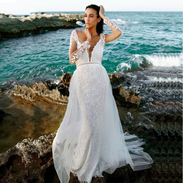 Fabulosos vestidos de novia de sirena de playa Falda larga Vestidos de novia sin espalda Escote en V profundo Mangas largas Tren de barrido Vestido bohemio de mari￩e