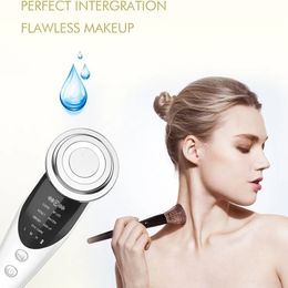 Dispositifs de soins du visage HiFU Machine Masseur Ultrasons EMS RF Dispositif de levage pour la peau Rajeunissement Serrage Produit de beauté 231115