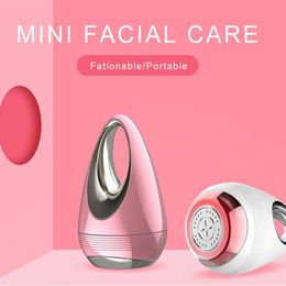 Dispositifs de soins du visage Microcourant Serrage de la peau Masseur Mini LED Pon Vibration Dispositif de levage Antirides Remover Outil 231007