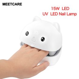 Face Massager draagbare UV LED -lamp voor nagelsdroger 15W ijs manicure gel nagel droog Varnish Art Tool 230811