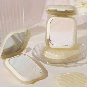 Maquillage de poudre de visage couverture complète correcteur étanche à l'huile de contrôle d'huile compacte fixer le fixateur coréen cosmétique 240426
