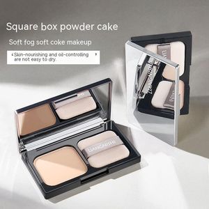 Face Poeders met make -up camouflagestiftige make -up dragen een heldere kleur van de huid is waterdicht poeder beschuldigende olie