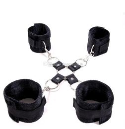 Usine noir esclave fétiche menottes et chevilles BDSM sexe jeux pour adultes jouets sexuels bdsm cross bondage kit pour couples sex shop5862417