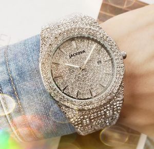 Usine classique de luxe de mode cristal diamants hommes montres 42mm femmes quartz grand cadran dames couples brillants montres-bracelets populaires cadeau de Noël préféré
