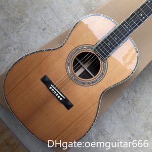 Fabrieksspecifieke gitaar, massief rood grenen bovenblad, ebbenhouten toets, palissander zijkanten en achterkant, 39