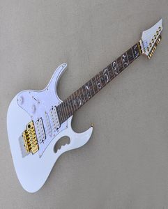 Guitare électrique blanche à main gauche personnalisée avec manche de casse en palissandre HardwareScalloped sur les 4 derniers fretscan be Cust8932748