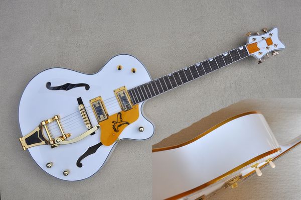 Guitare électrique blanche semi-creuse personnalisée en usine, avec matériel doré, système Tremolo, Pickguard doré, personnalisable