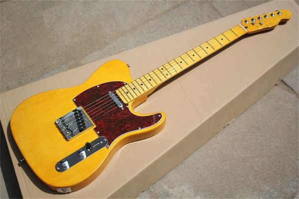 Tienda personalizada de fábrica, guitarra eléctrica de color amarillo claro con afinadores vintage, diapasón de arce, golpeador rojo, cuerpo de tilo, herrajes cromados
