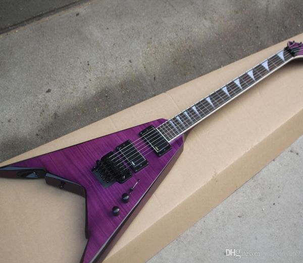 Publication d'usine Purple EMG Pickup Flying V Guitare électrique Rosewood Flame Flame Beige Plavier Floyd Rose Fourni 5627261