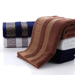 Factory Direct Cotton 32 aandelen 110G Jacquard Towel Gift Merchant Super Soft en Absorberend 2022