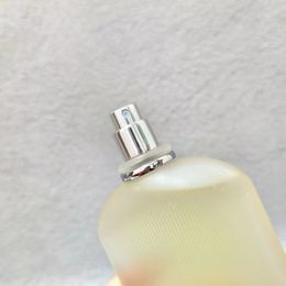 Factory Direct Perfumes Nieuwste Modellen Voor Mannen Parfum Grijs Vetiver 100ml Langdurige Tijd Verbazingwekkende Geur Snelle levering