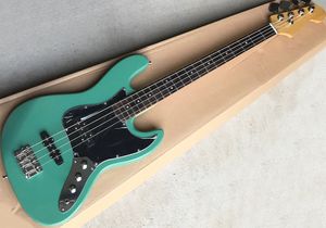 Vente directe d'usine Guitare basse électrique bleue à 4 cordes avec pickguard noir, touche en palissandre, matériel chromé