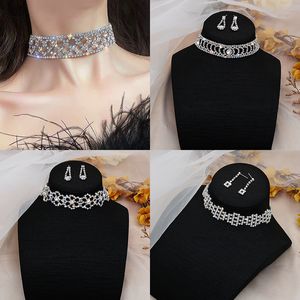 Factory directe verkoop Europese Amerikaanse ketting ingelegd met volledige diamant patroon glanzende ketting band nekelement sieraden sets groothandel