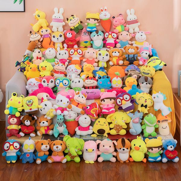 Factory mixte en gros de poupées de jouets en peluche de 7 pouces 100 types de gros en gros