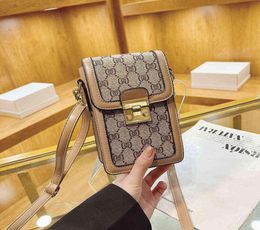 Factory Outlet 2022 Nieuwe One Shoulder Mobile Phone Goods Contrast Color Square Bag Urban Fashion met Small Cross Net2967120
