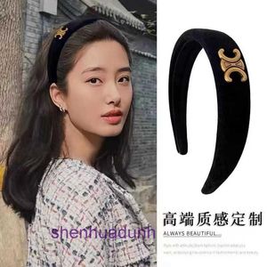 Factory Outlet Fashion Hair Band for Women Light Luxury sortant Adults Velvet Texture Hair Summer Hauteur Augment High Skull Top Black Furry