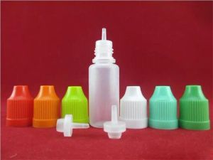 Factory outlet PE Plastic Druppelflesjes 5 ml 10 ml 15 ml 20 ml 30 ml 50 ml Met Kleurrijke Kindveilige Doppen Lange Dunne Tips Voor Flessen