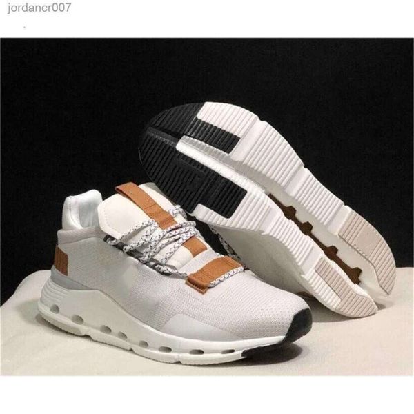 Vente d'usine Top Qualité Chaussures White Pearl Nova Womans Nova Form Tennis Chaussures 2024 Homme Shock S Baskets Hommes Femmes Designer Chaussures Femme Run IrLeaf P