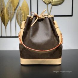 Ventas de fábrica, bolso clásico para mujer, bolsos de hombro, bolso, bolso para mujer con letras de flores, número de serie, envío gratis